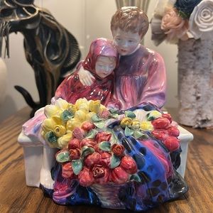 ROYAL DOILTON “FLOWER SELLER’S CHILDREN”